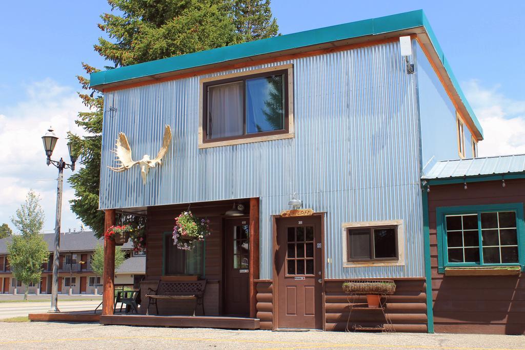 Moose Creek Cabins Motel West Yellowstone Exterior photo